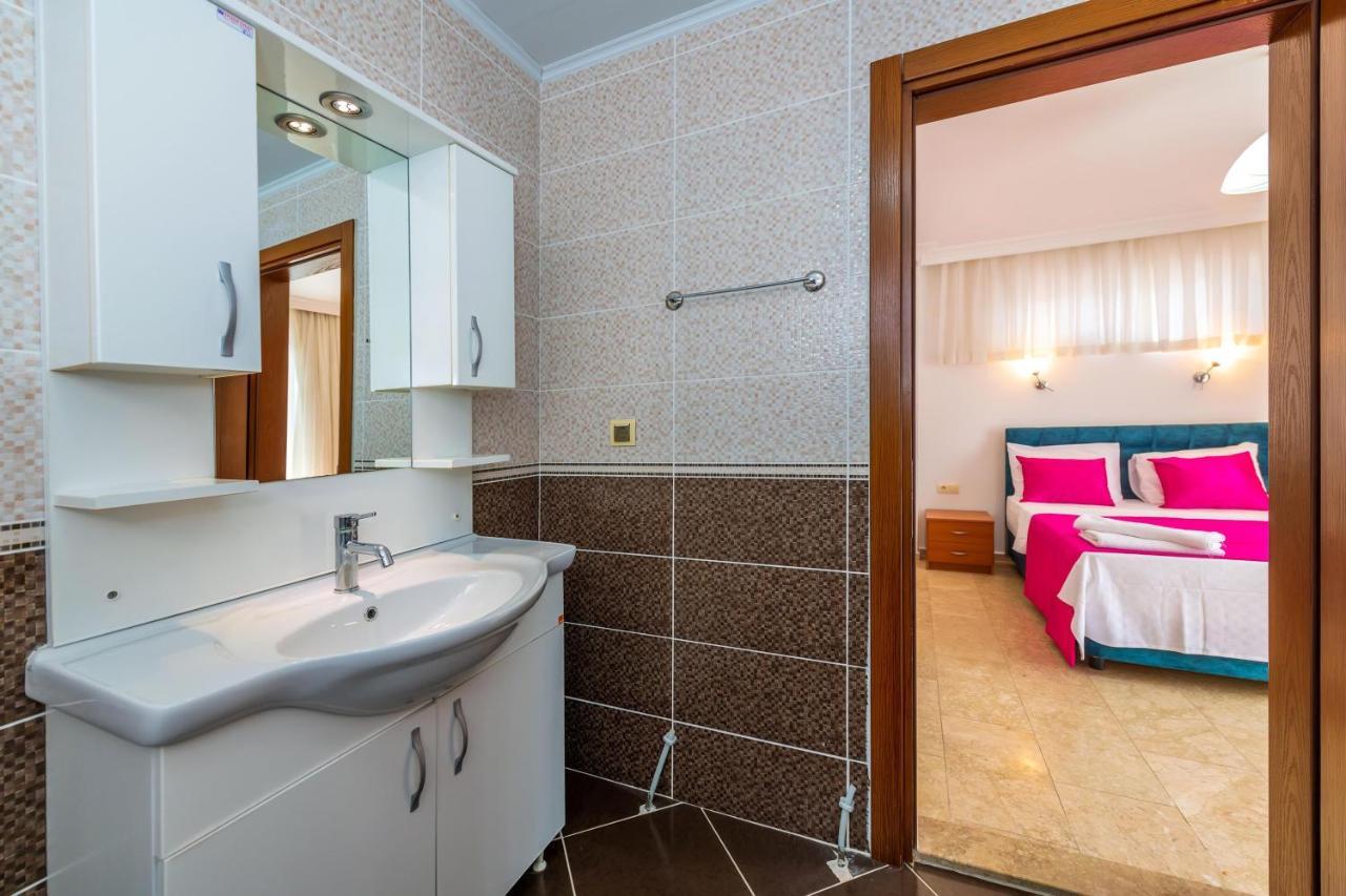 Villa Yasam Park - Luxury 8 Person - Fethiye Calis Beach 90Mt Esterno foto