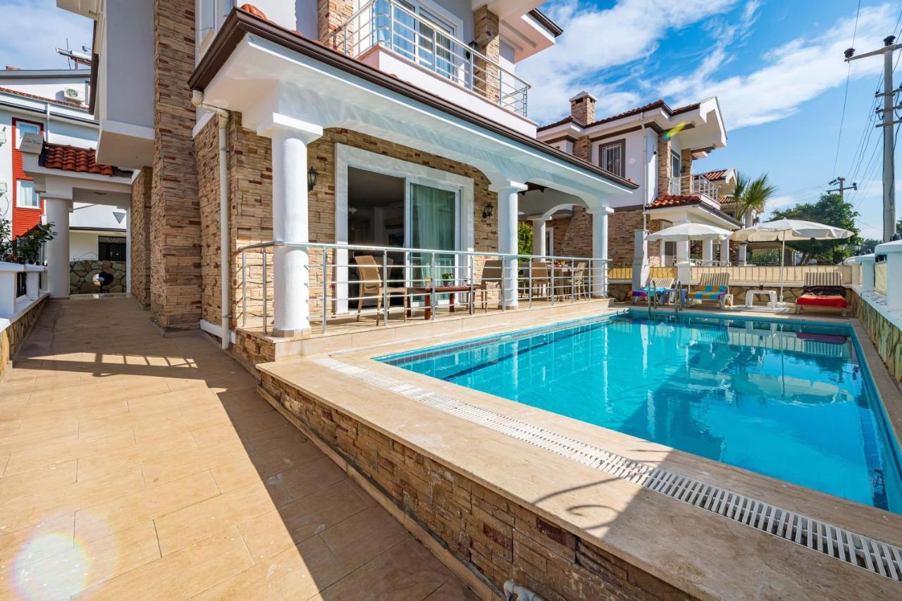 Villa Yasam Park - Luxury 8 Person - Fethiye Calis Beach 90Mt Esterno foto