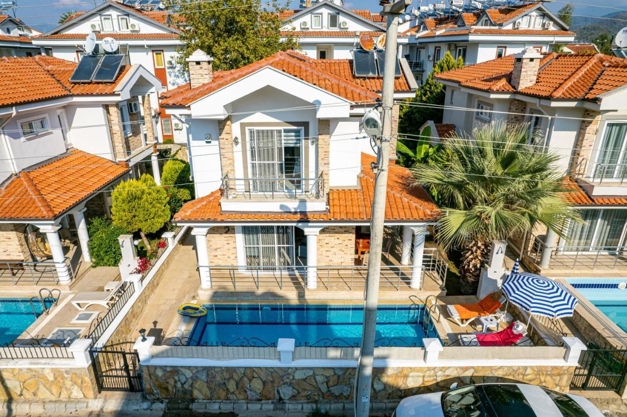 Villa Yasam Park - Luxury 8 Person - Fethiye Calis Beach 90Mt Esterno foto